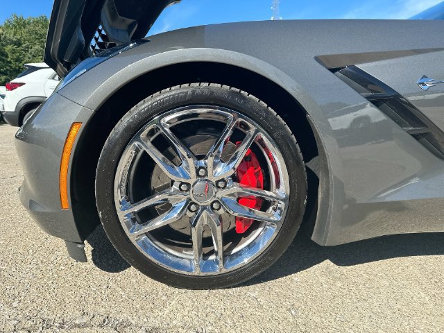 Used 2015 Chevrolet Corvette Stingray Convertible w/ 2LT Preferred Equipment Group RWD image 37