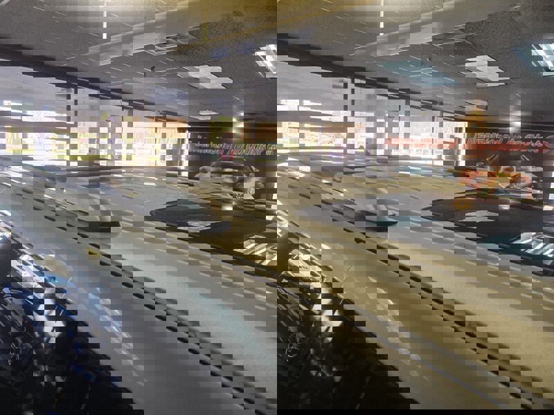 Used 2012 Cadillac Escalade Platinum image 35