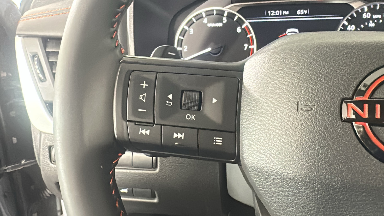 Used 2025 Nissan Rogue SV w/ Rock Creek Premium Package AWD/4WD image 20