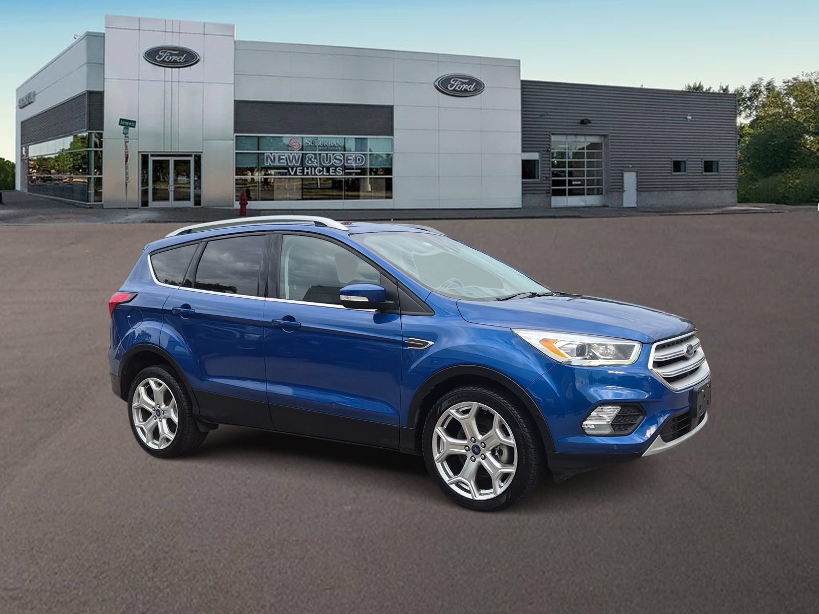 Used 2019 Ford Escape Titanium AWD/4WD image 2