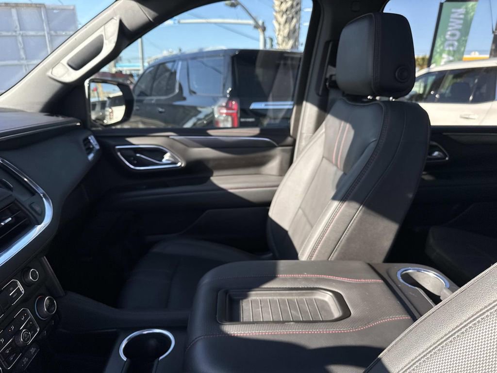 Used 2024 Chevrolet Suburban RST w/ Sport Performance Package image 18