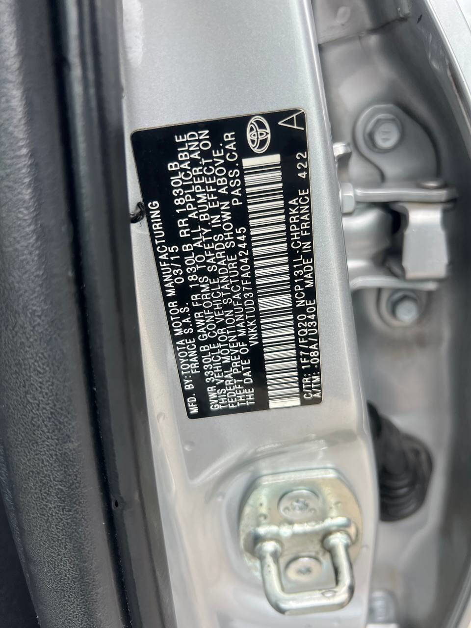 Used 2015 Toyota Yaris L image 25