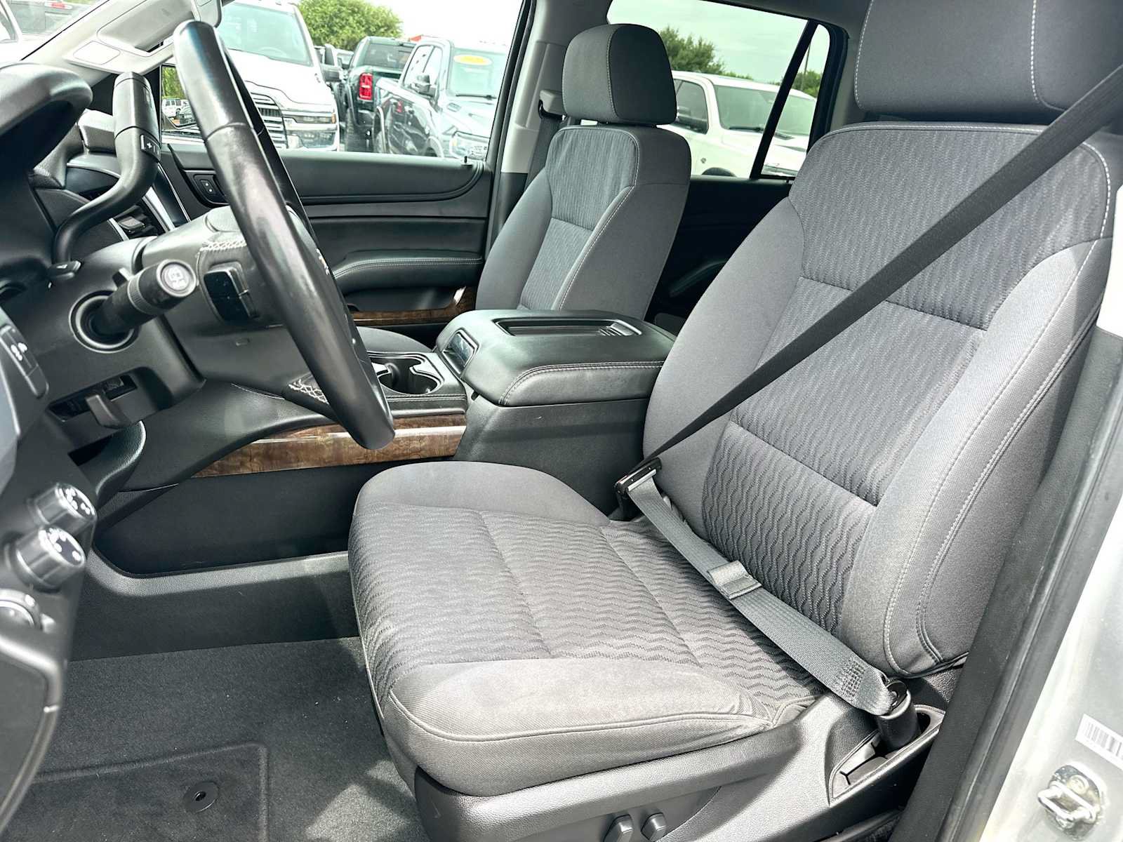 Used 2020 Chevrolet Tahoe LS w/ Skid Plate Package AWD/4WD image 17