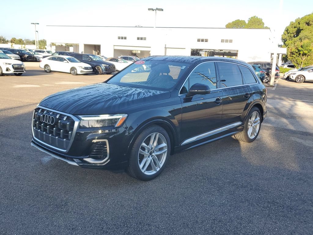Certified 2025 Audi Q7 2.0T Premium Plus w/ Premium Plus Package AWD/4WD image 9