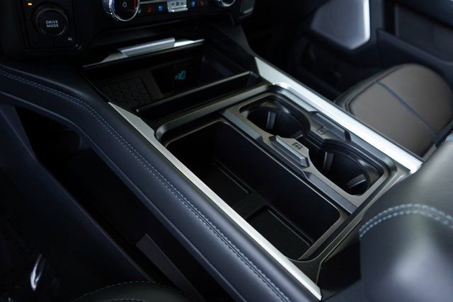 Used 2025 Ford F450 Platinum w/ Camper Package image 25