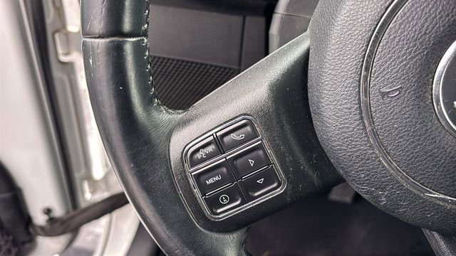 Used 2017 Jeep Wrangler Unlimited Sahara w/ Connectivity Group image 16