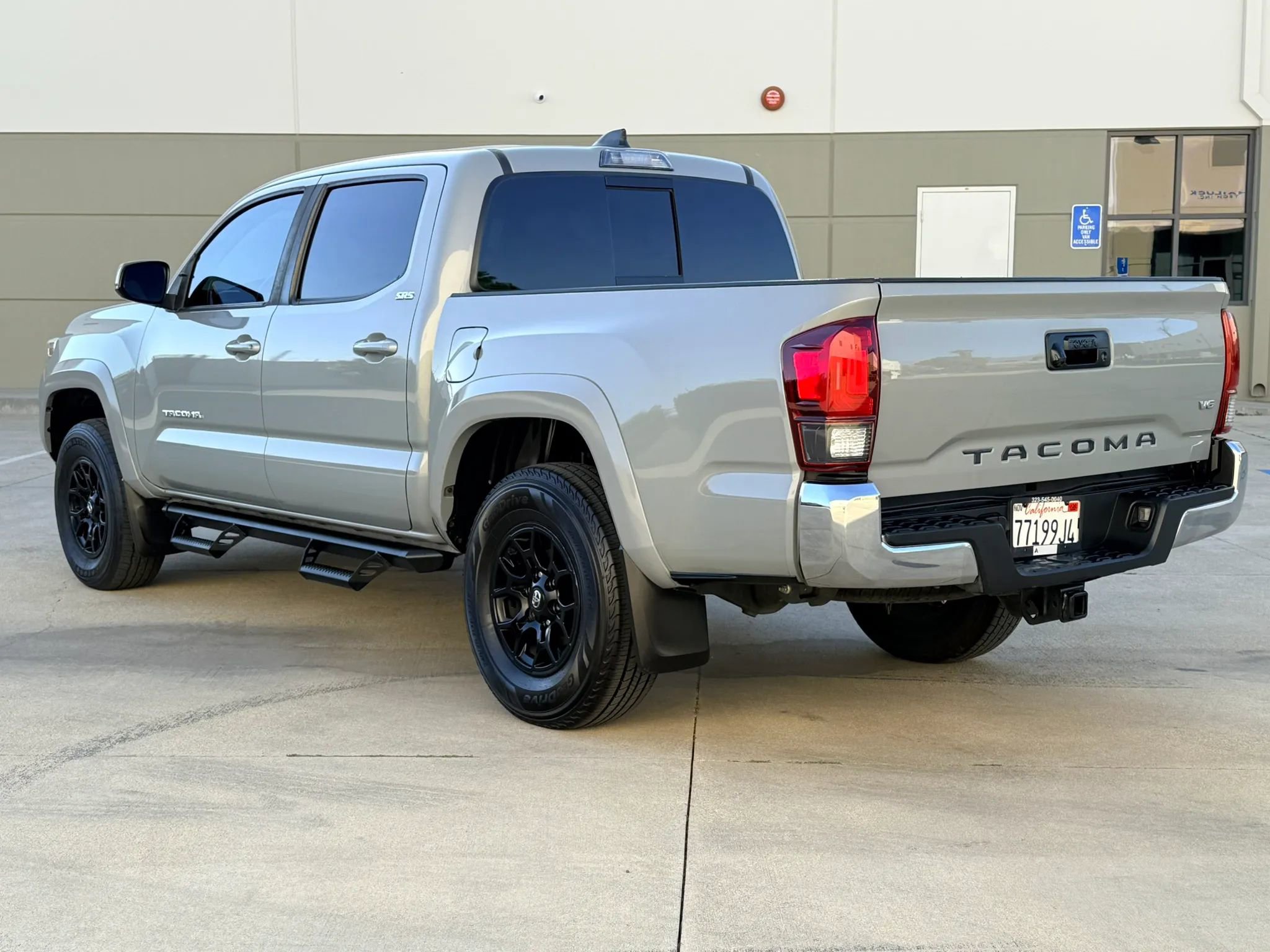 Used 2021 Toyota Tacoma SR5 image 10