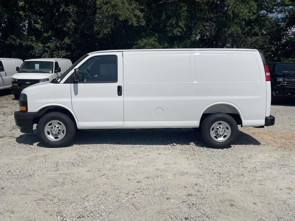 New 2026 Chevrolet Express 2500 w/ Driver Convenience Package RWD image 2