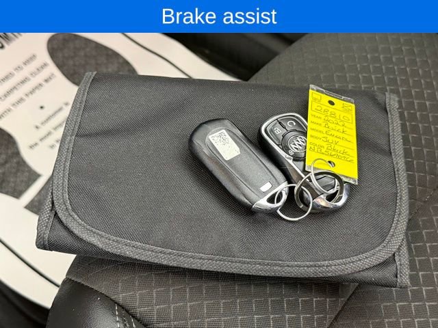 Used 2022 Buick Encore Preferred w/ Safety Package image 23