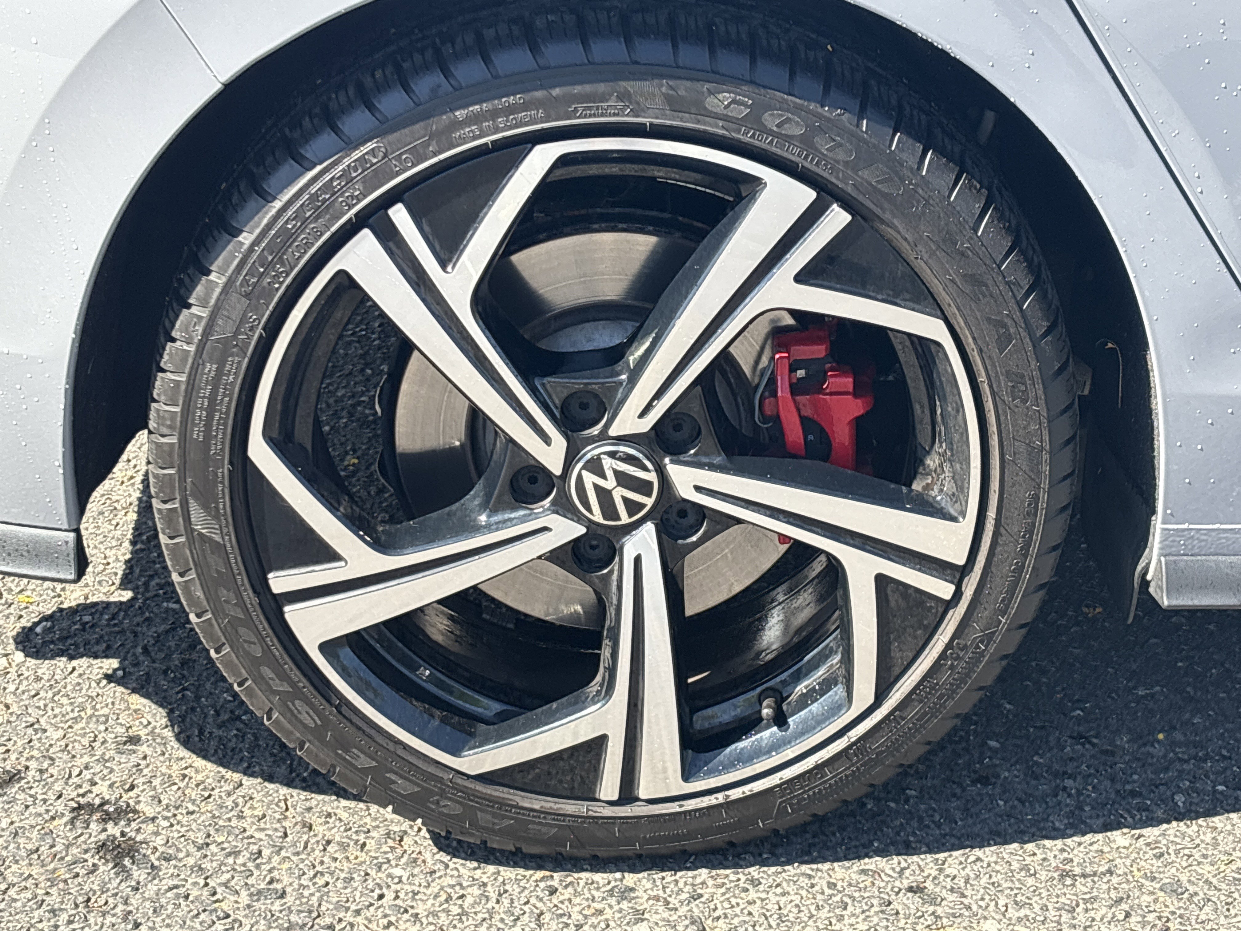 Used 2024 Volkswagen GTI SE w/ MDO Package image 7