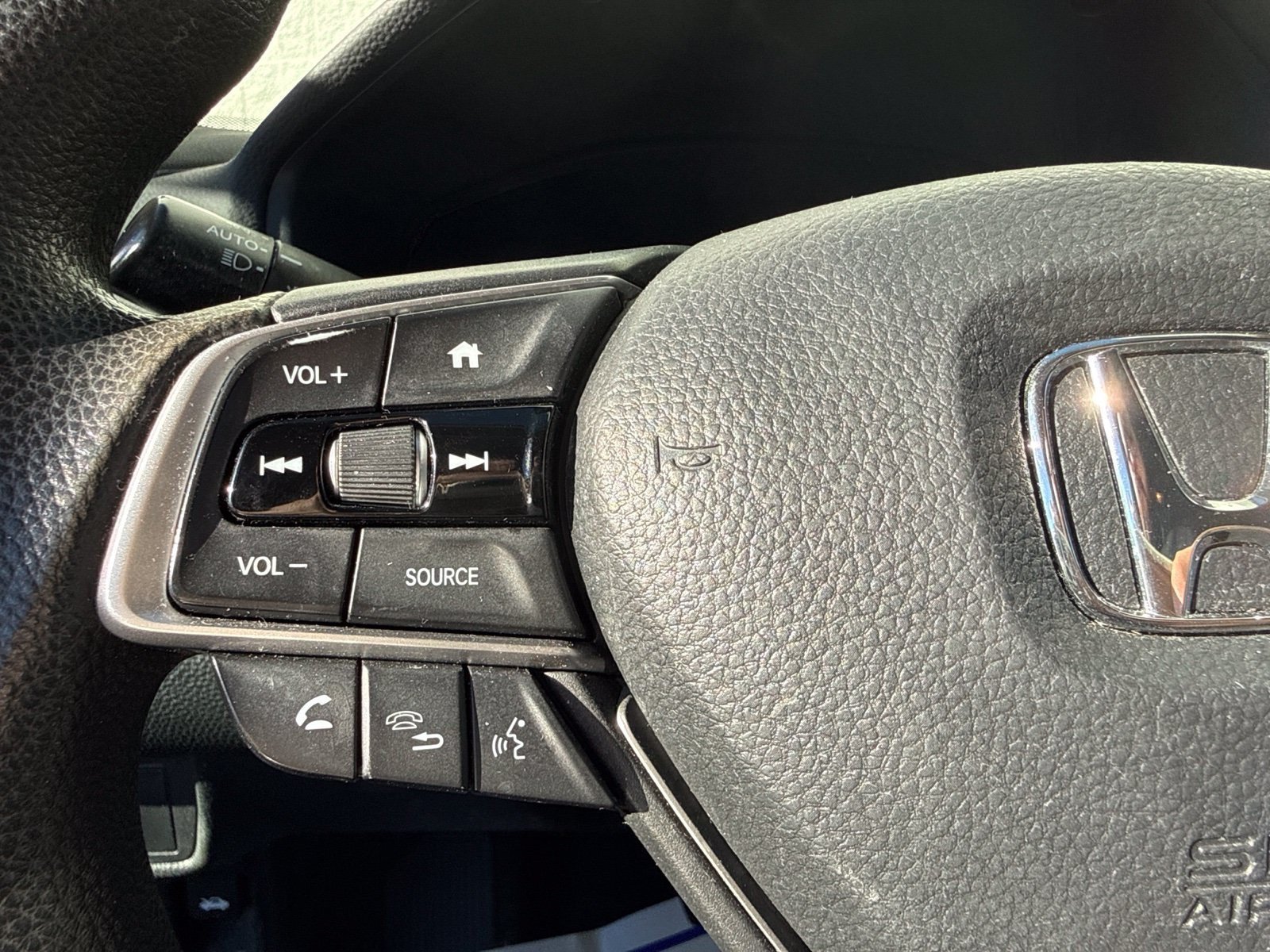 Used 2020 Honda Accord LX image 23