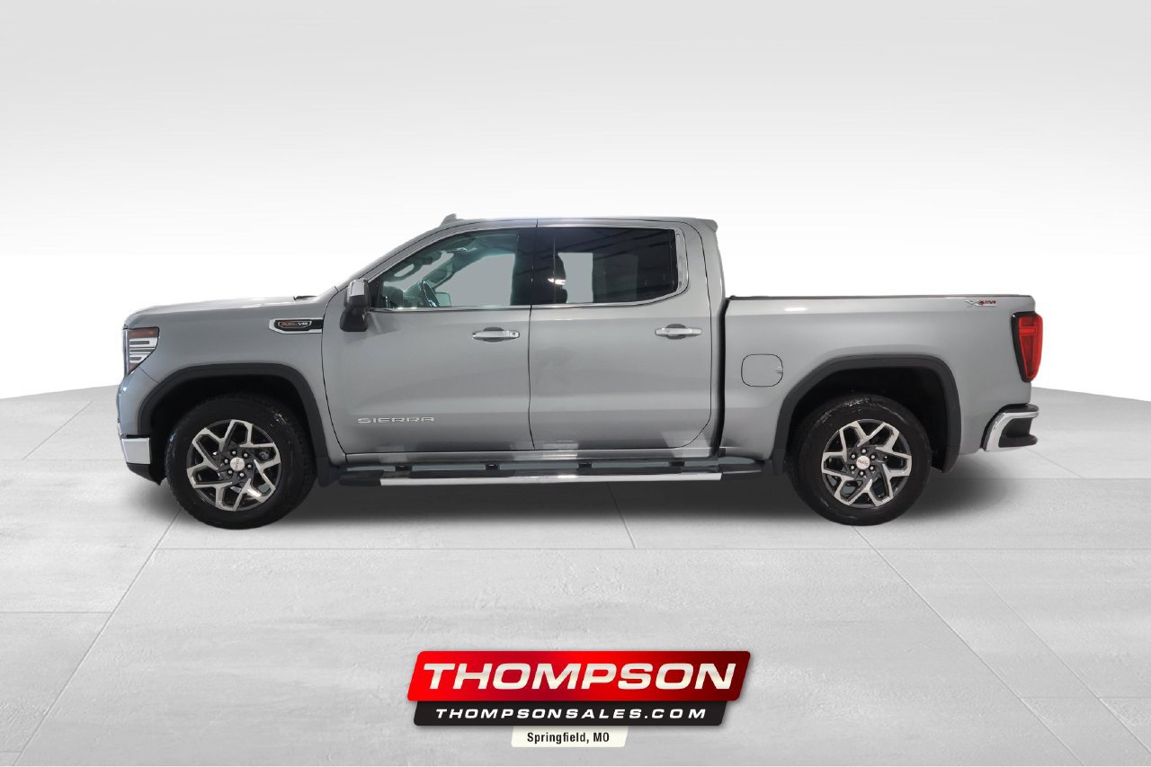Used 2023 GMC Sierra 1500 SLT w/ SLT Premium Package AWD/4WD image 1