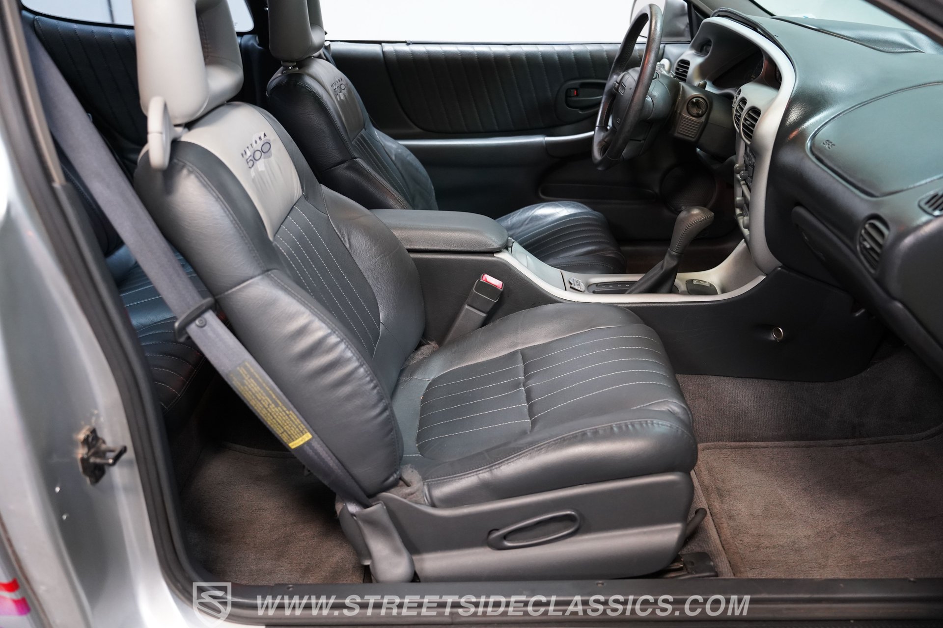 Used 2000 Pontiac Grand Prix GTP w/ Opt Pkg FWD image 38