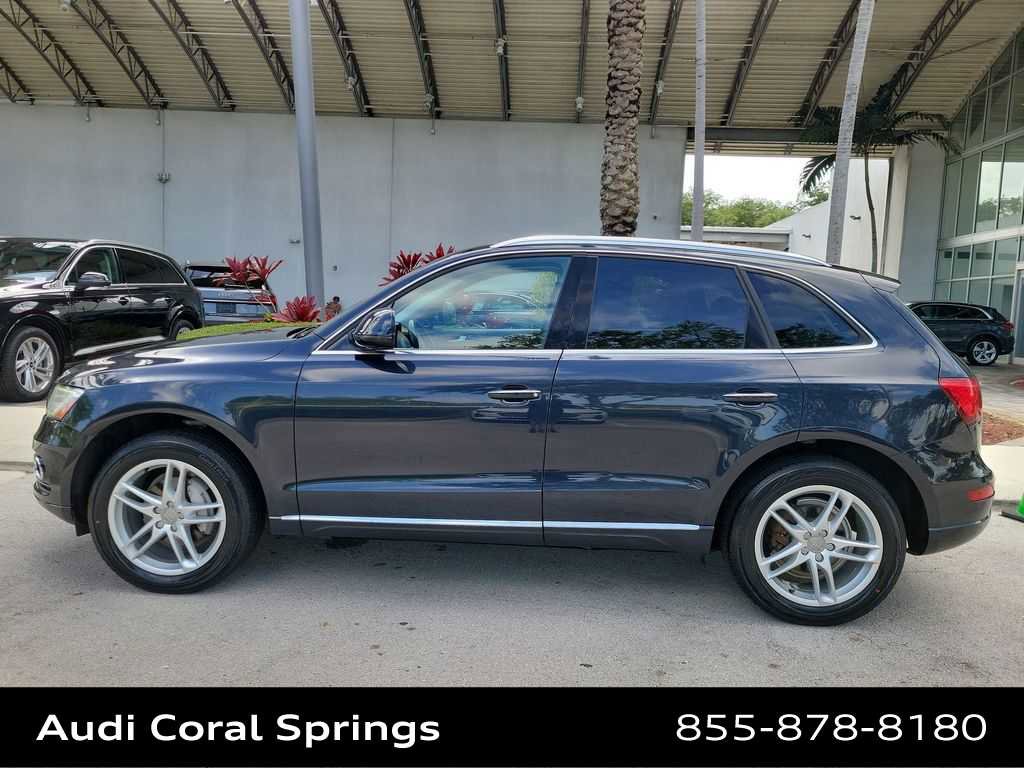 Used 2017 Audi Q5 2.0T Premium Plus w/ Technology Package AWD/4WD image 11