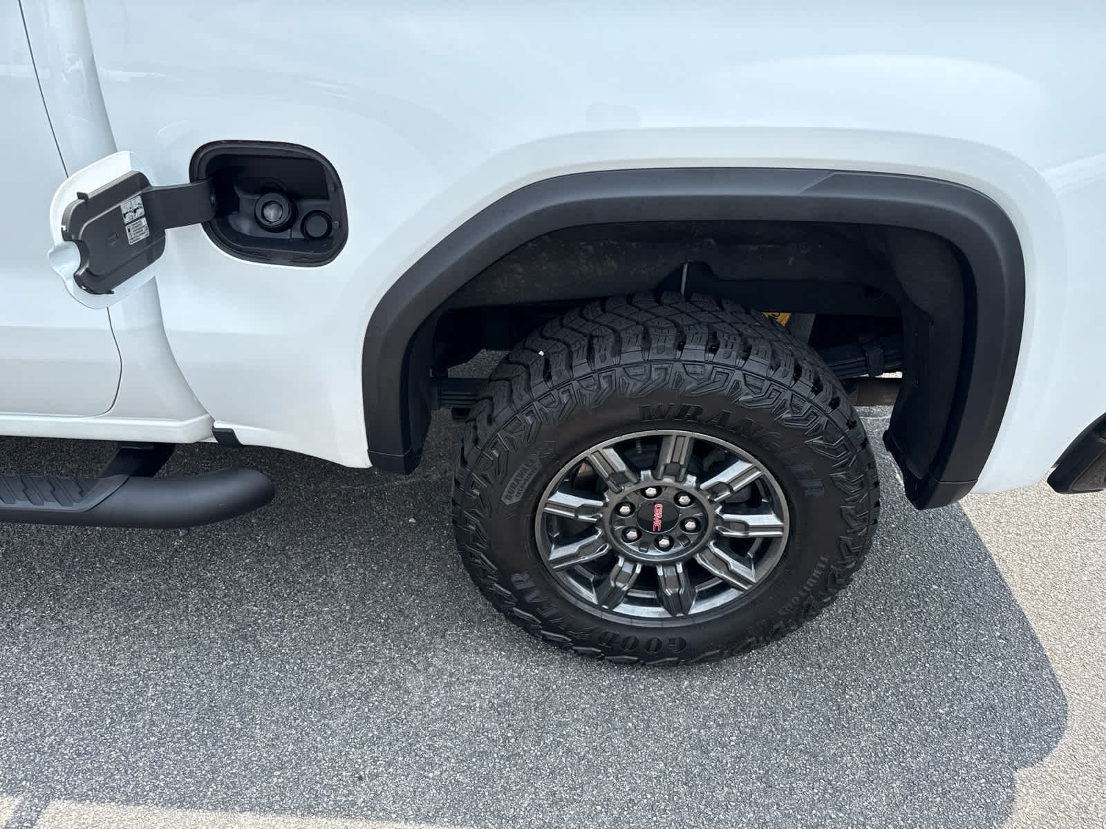 Certified 2024 GMC Sierra 1500 AT4X AWD/4WD image 12