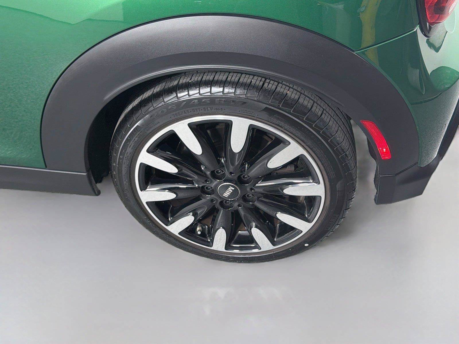 Used 2024 MINI Cooper S FWD image 30