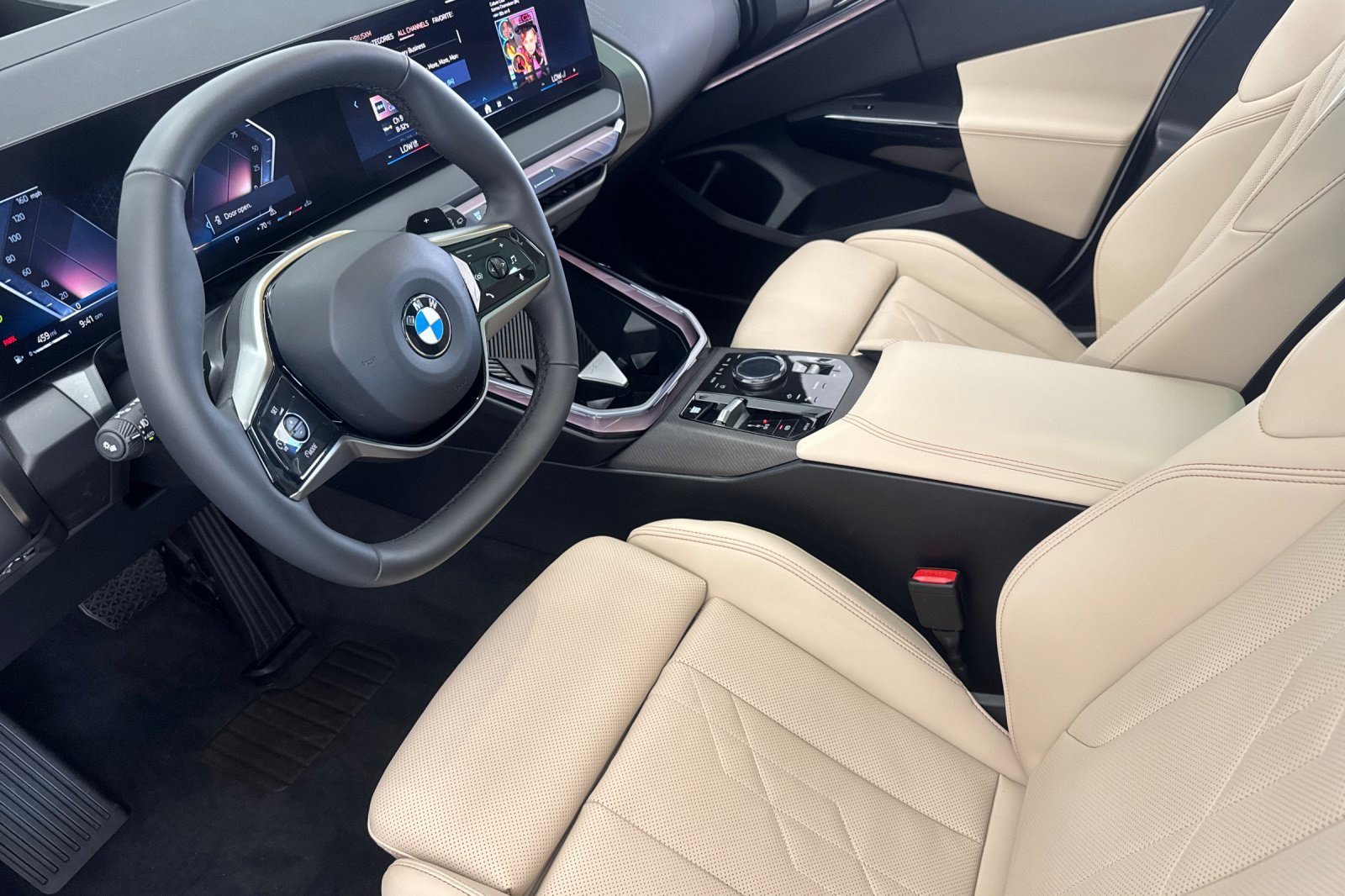 Used 2026 BMW X3 xDrive30i w/ Premium Package AWD/4WD image 4