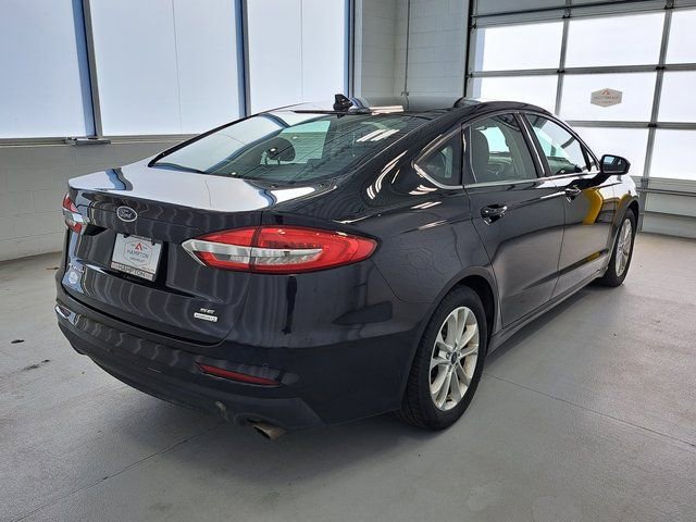 Used 2019 Ford Fusion SE image 5