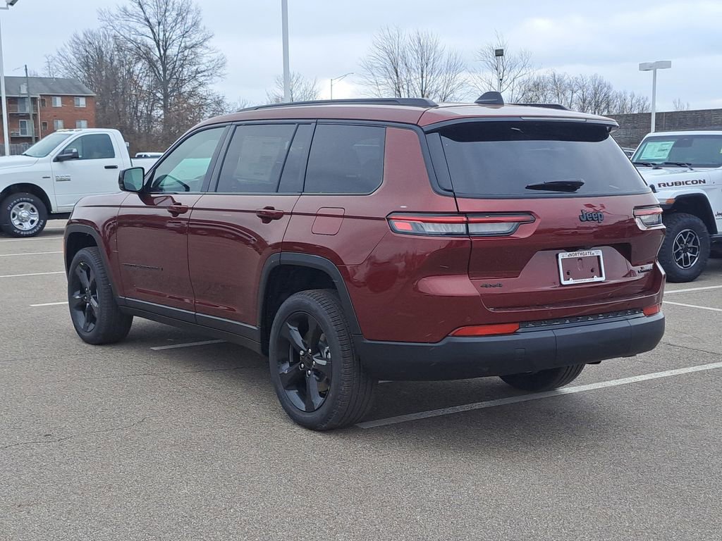 New 2025 Jeep Grand Cherokee L Limited w/ Black Appearance Package image 3