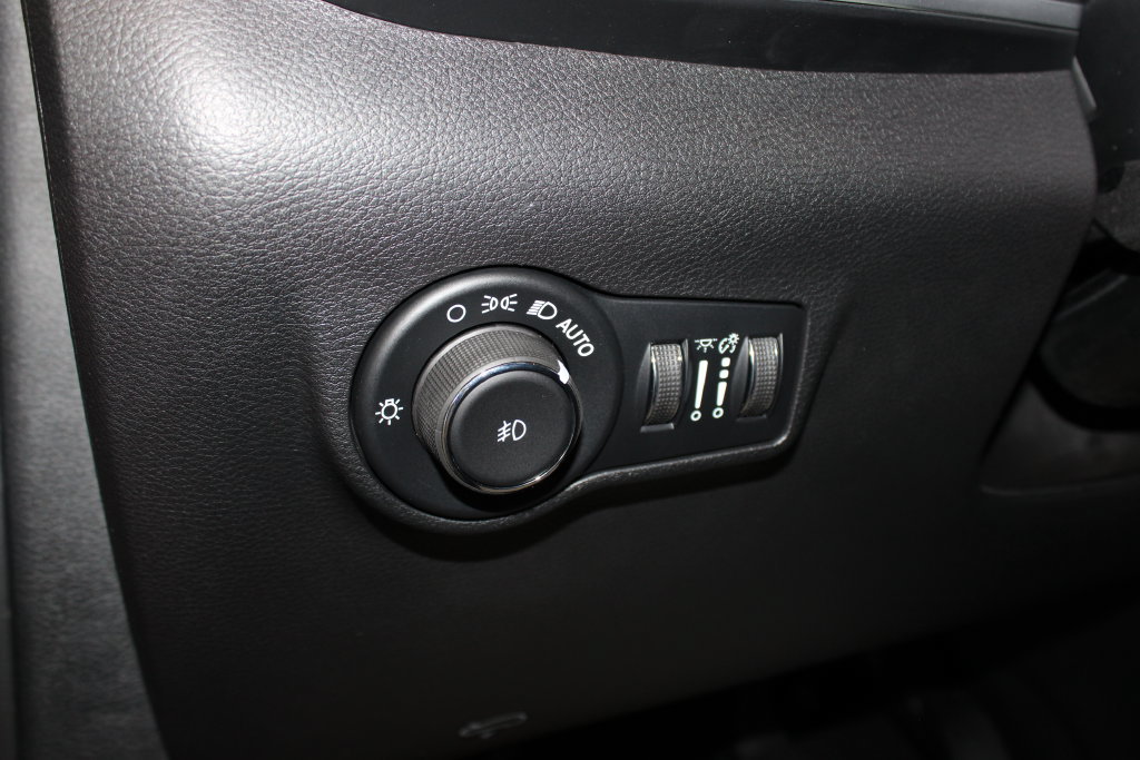 New 2026 Jeep Compass Latitude AWD/4WD image 20