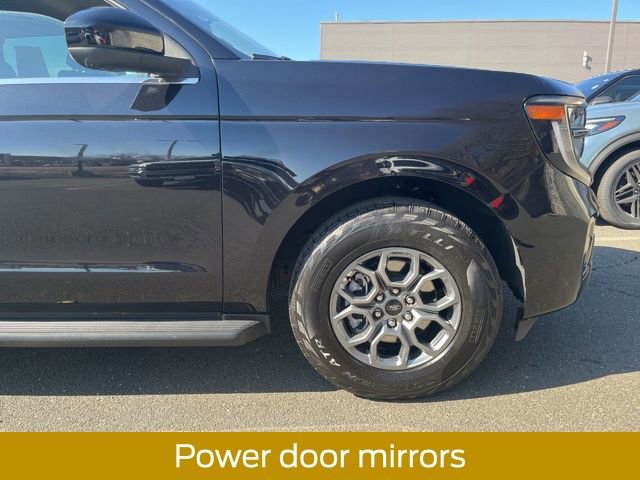 Certified 2025 Ford Expedition Active image 20