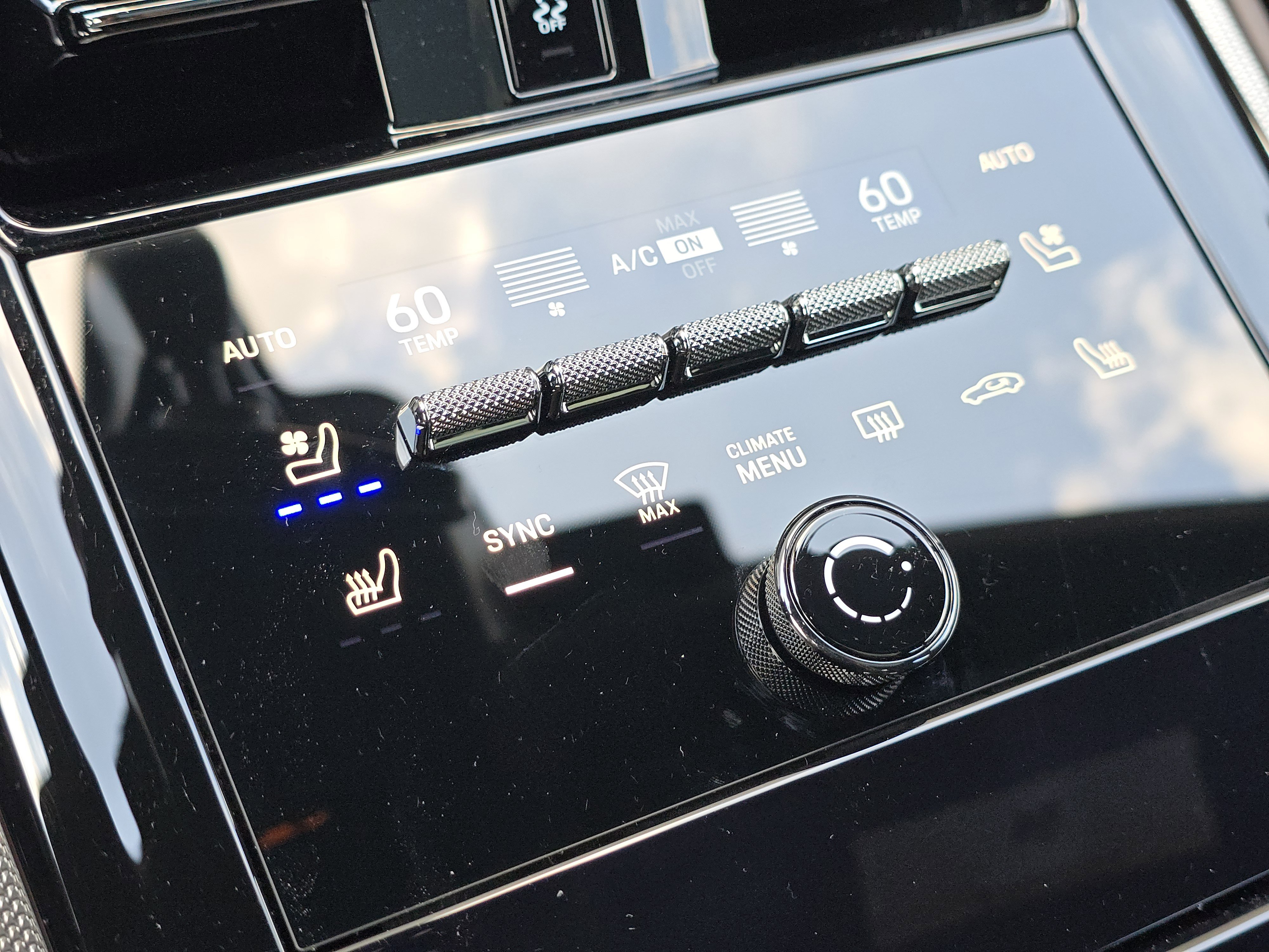 New 2025 Porsche Panamera 4 image 25