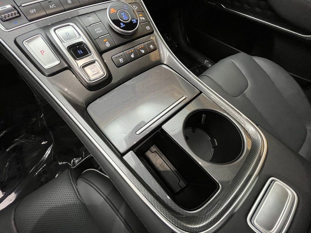 Used 2023 Hyundai Santa Fe Limited w/ Cargo Package image 28