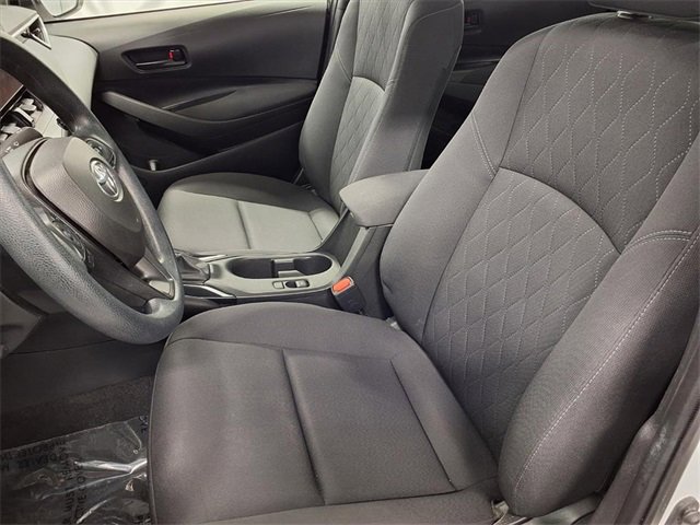 Used 2023 Toyota Corolla LE image 4
