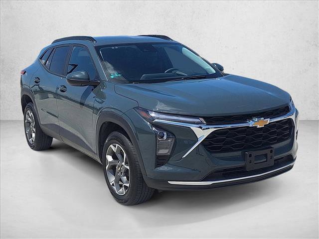 Used 2020 Jeep Grand Cherokee Laredo image 3