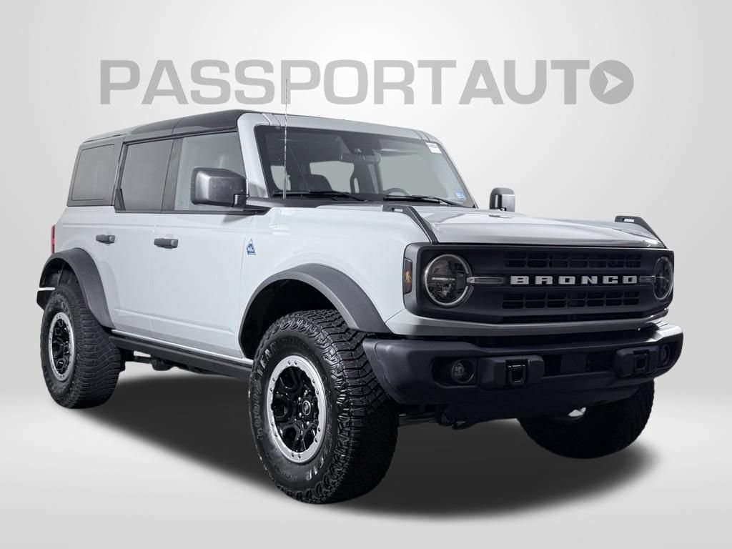 Used 2024 Ford Bronco Black Diamond w/ Sasquatch Package AWD/4WD image 3