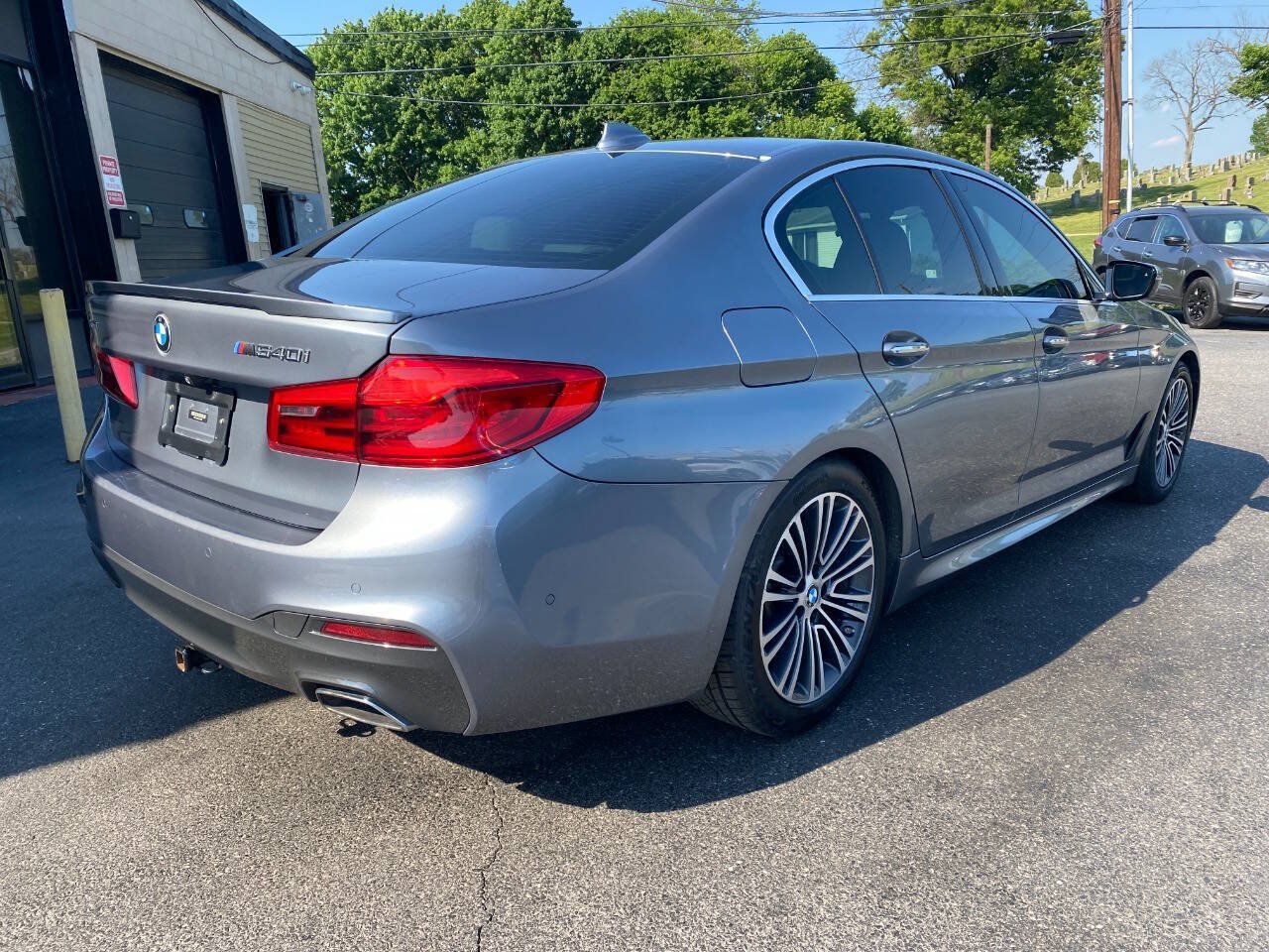 Used 2017 BMW 540i xDrive AWD/4WD image 3