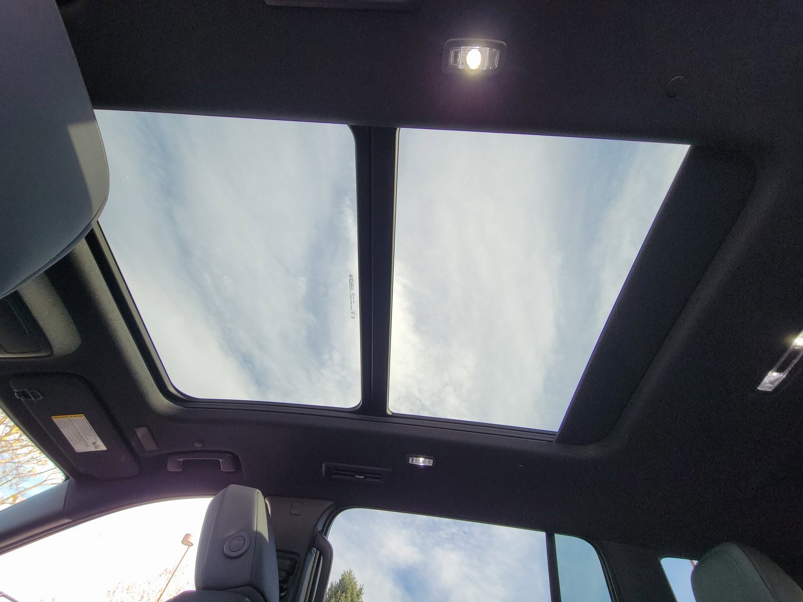 New 2026 GMC Acadia AT4 image 11