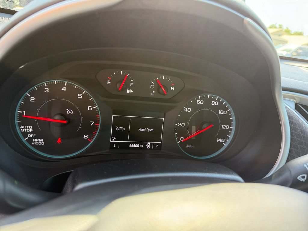 Used 2025 Chevrolet Malibu LT FWD image 14