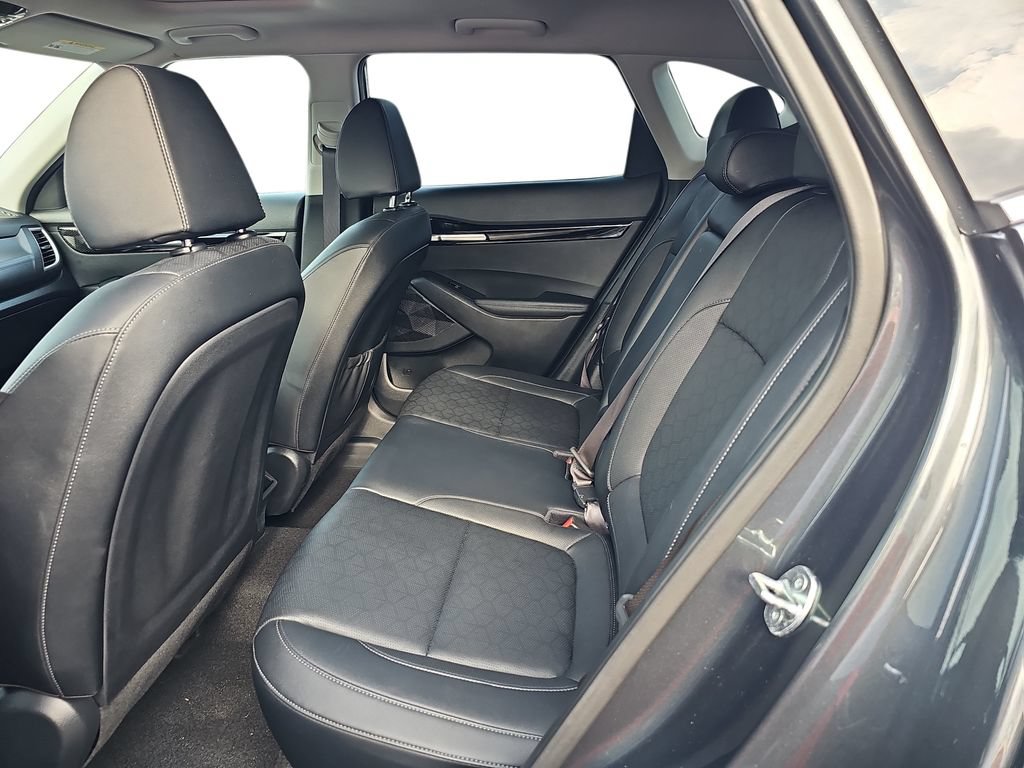 Used 2024 Kia Seltos EX AWD/4WD image 14