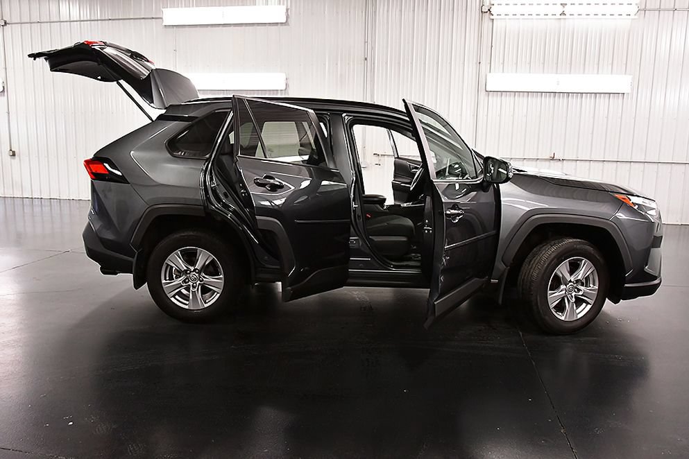 Used 2023 Toyota RAV4 XLE w/ XLE Grade Weather Package AWD/4WD image 31