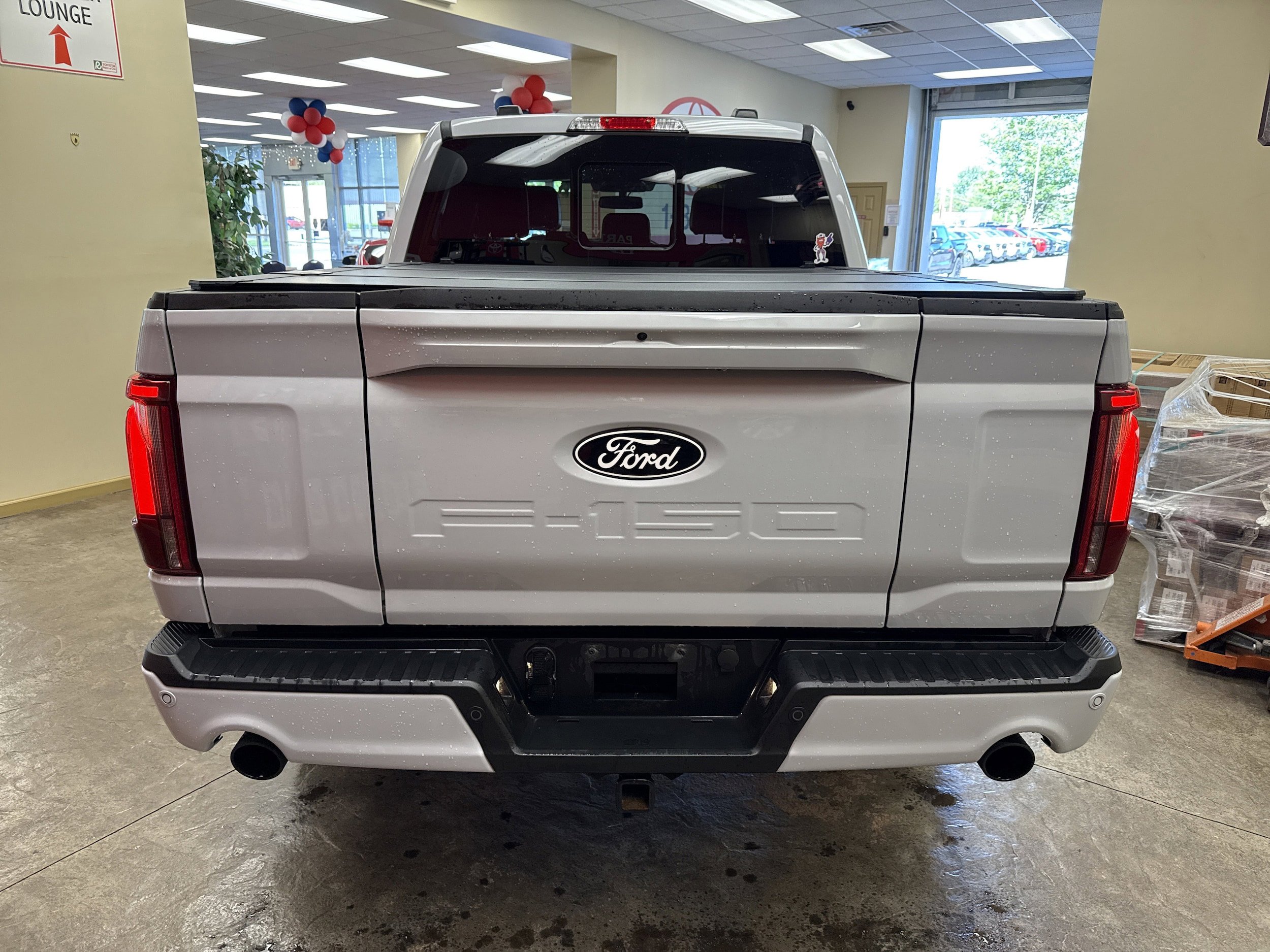 Used 2025 Ford F150 Lariat w/ Equipment Group 502A High AWD/4WD image 15