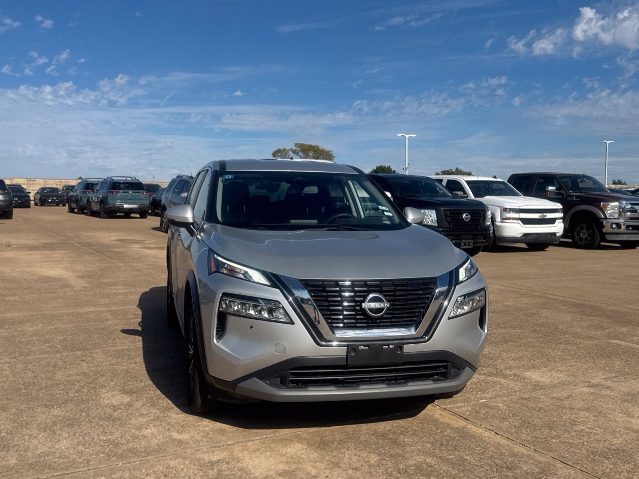 Certified 2023 Nissan Rogue SV FWD image 4