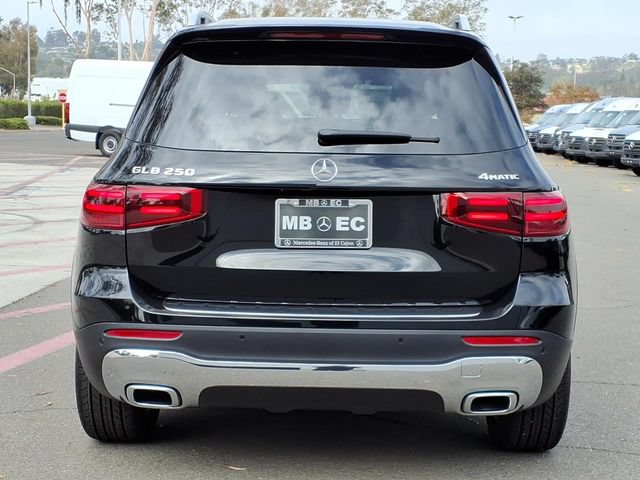 New 2026 Mercedes-Benz GLB 250 4MATIC image 22