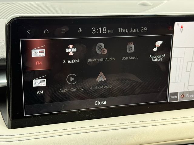 Used 2025 Genesis G70 2.5T image 22