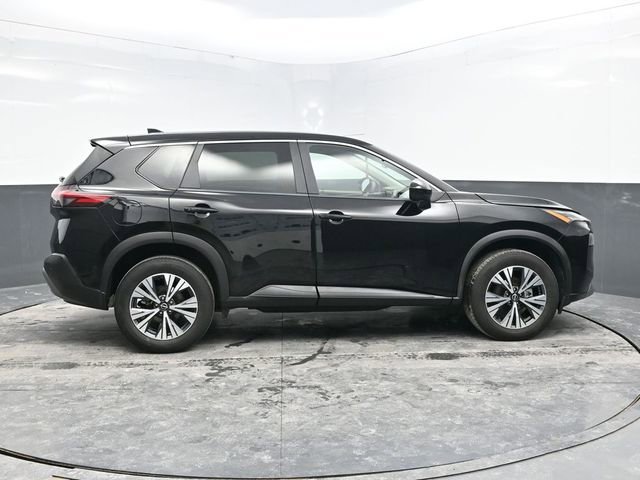 Used 2023 Nissan Rogue SV image 8