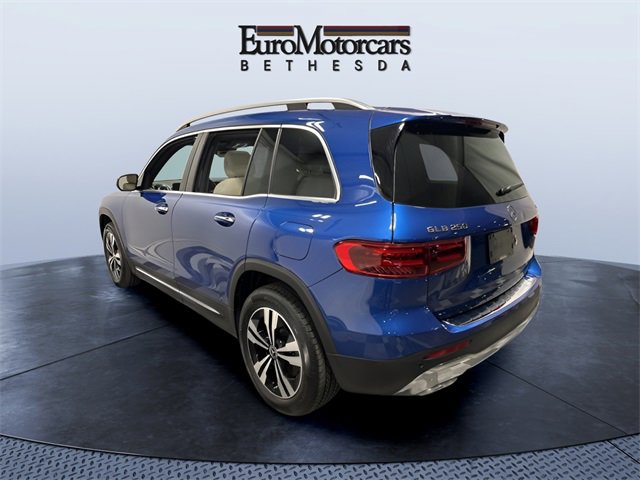 Used 2025 Mercedes-Benz GLB 250 GLB 250 image 3