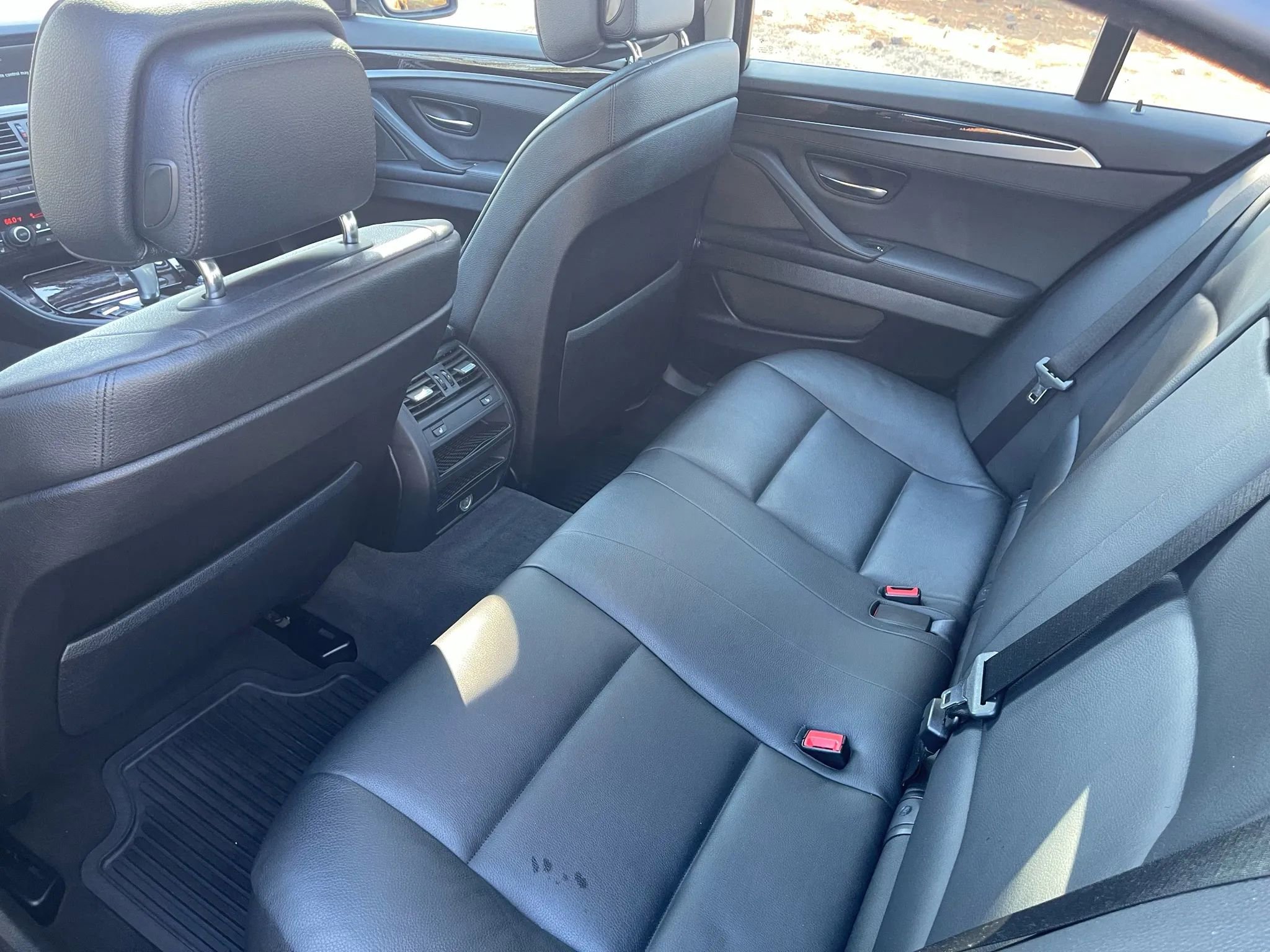 Used 2012 BMW 535i xDrive Sedan AWD/4WD image 12