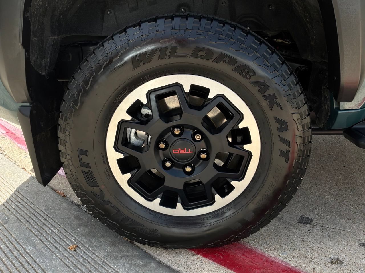 Used 2025 Toyota 4Runner TRD Off-Road Premium w/ Tow Technology Package AWD/4WD image 9