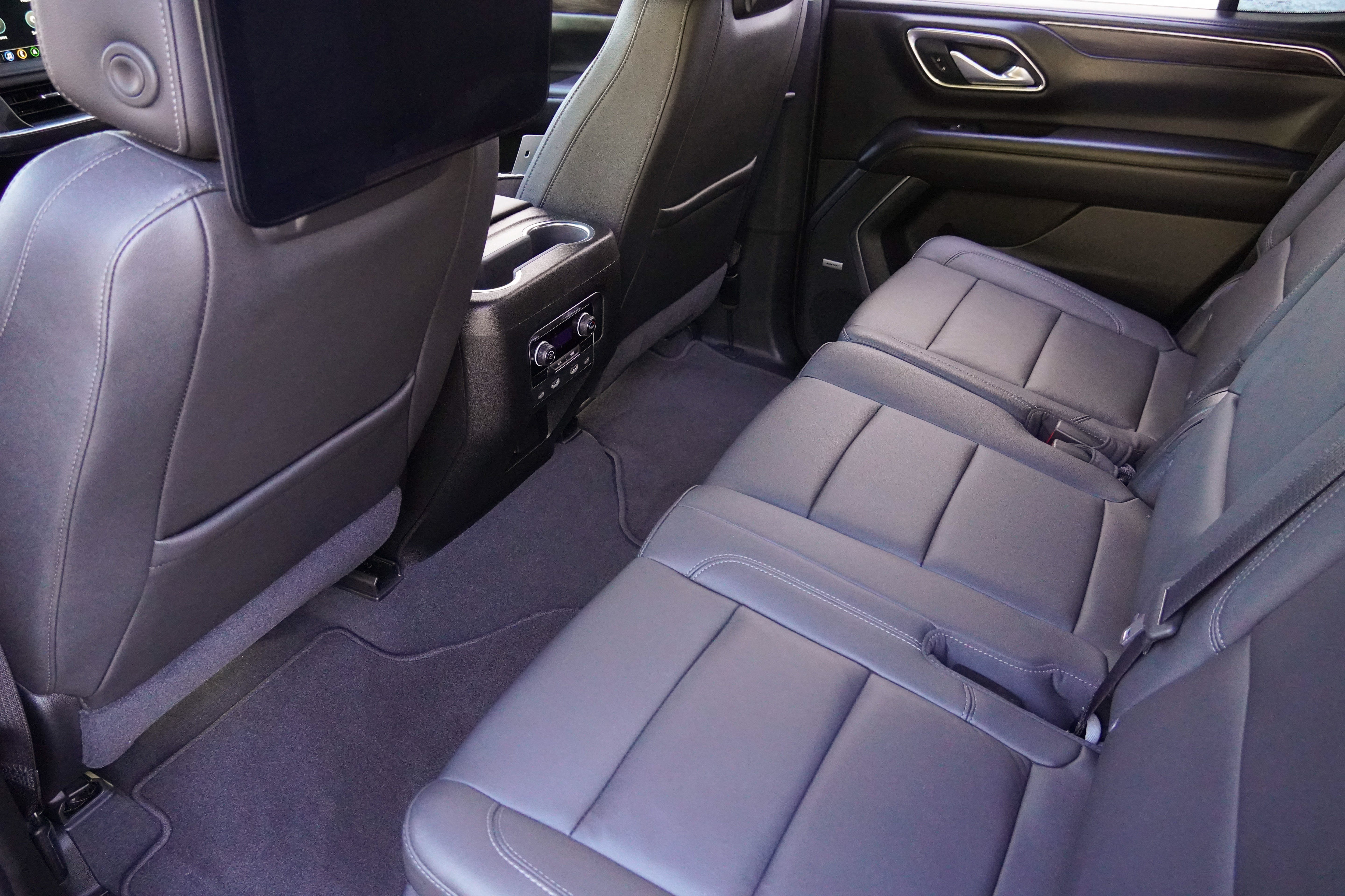 Used 2021 Chevrolet Tahoe Z71 w/ Rear Media and Nav Package AWD/4WD image 37