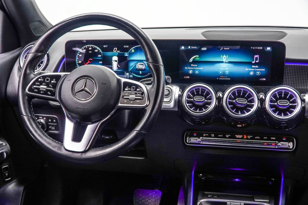Used 2022 Mercedes-Benz GLB 250 4MATIC w/ Premium Package Lite image 18