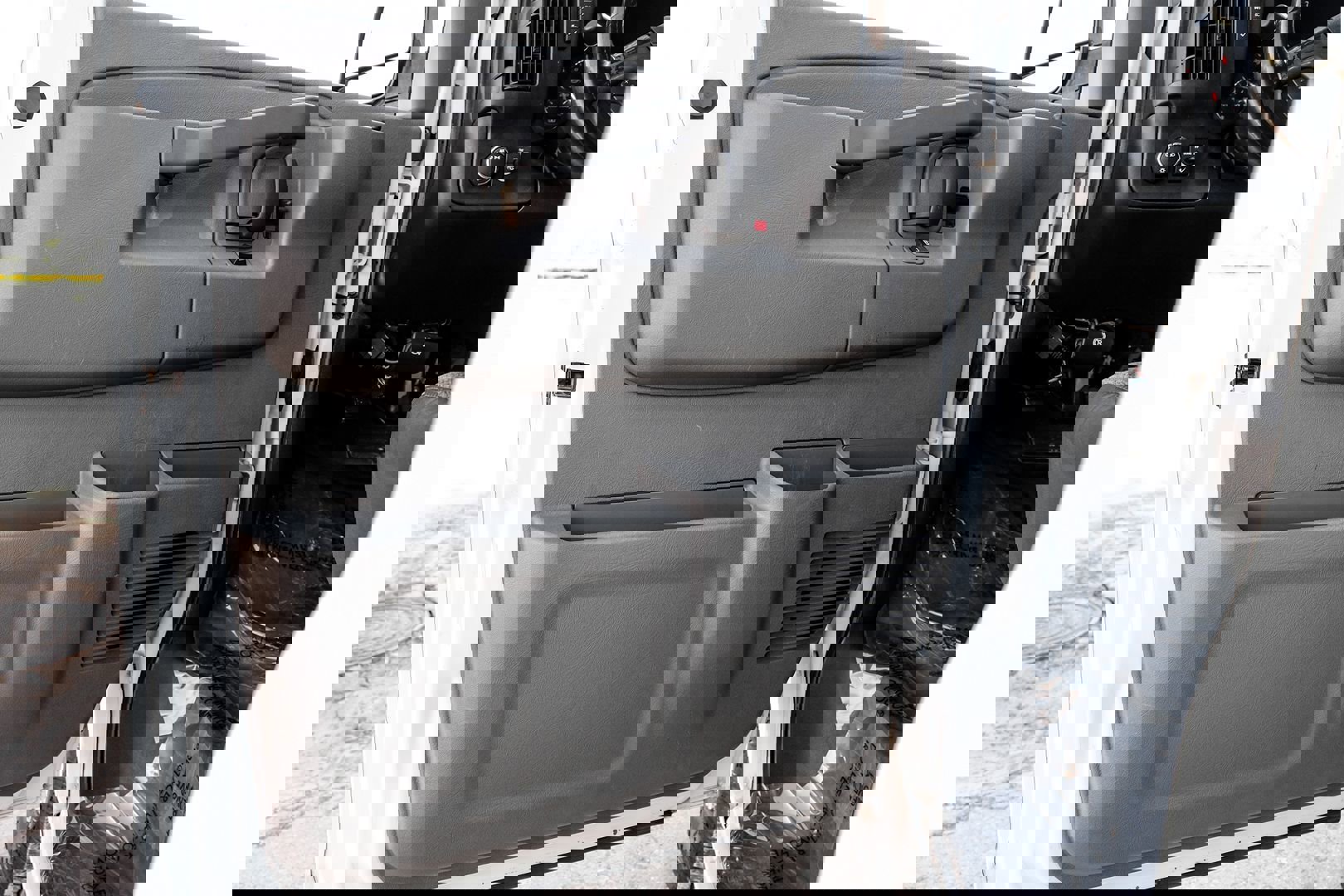 Used 2019 Chevrolet Express 2500 w/ Driver Convenience Package image 39