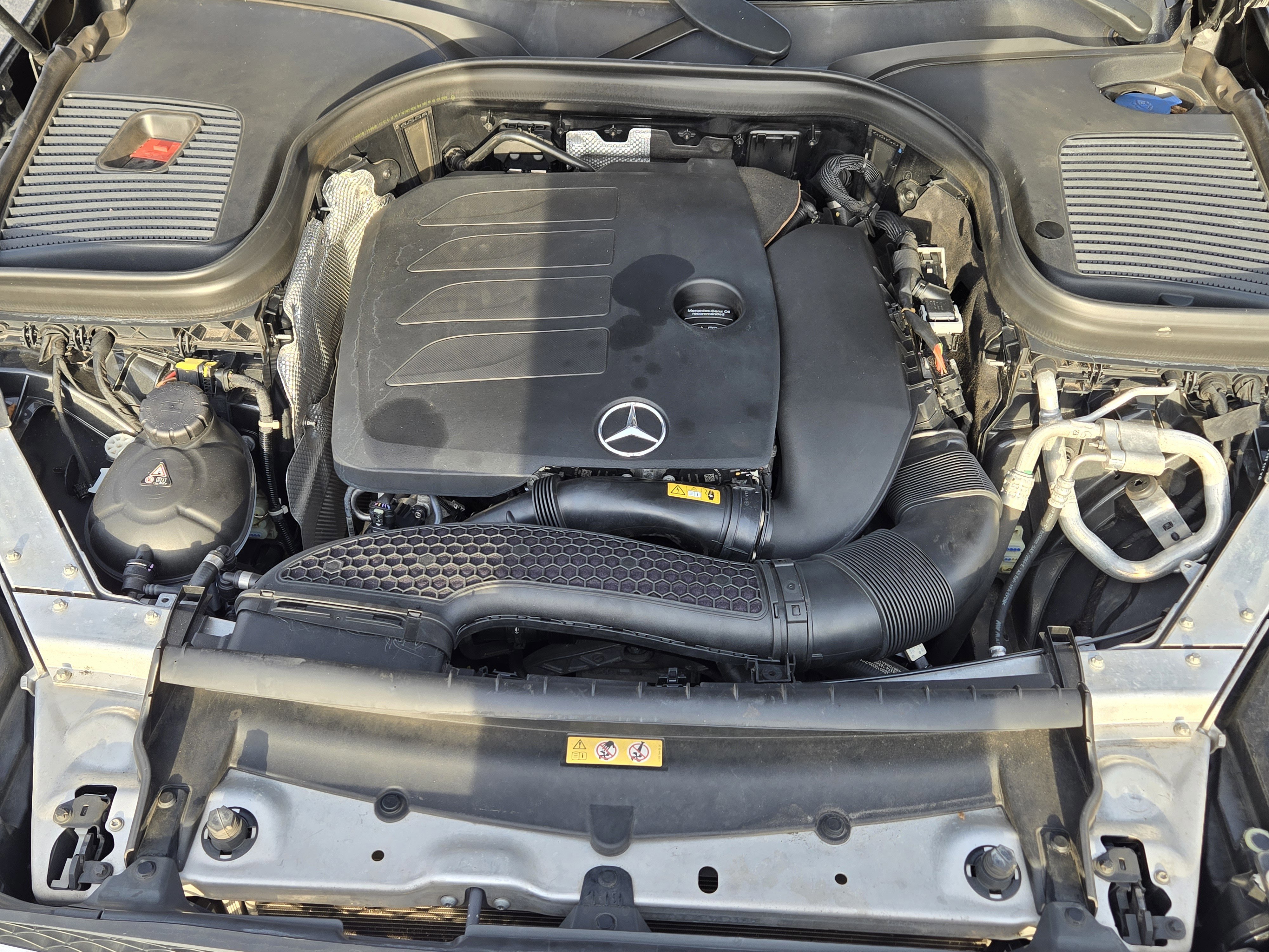 Used 2020 Mercedes-Benz GLC 300 4MATIC image 13