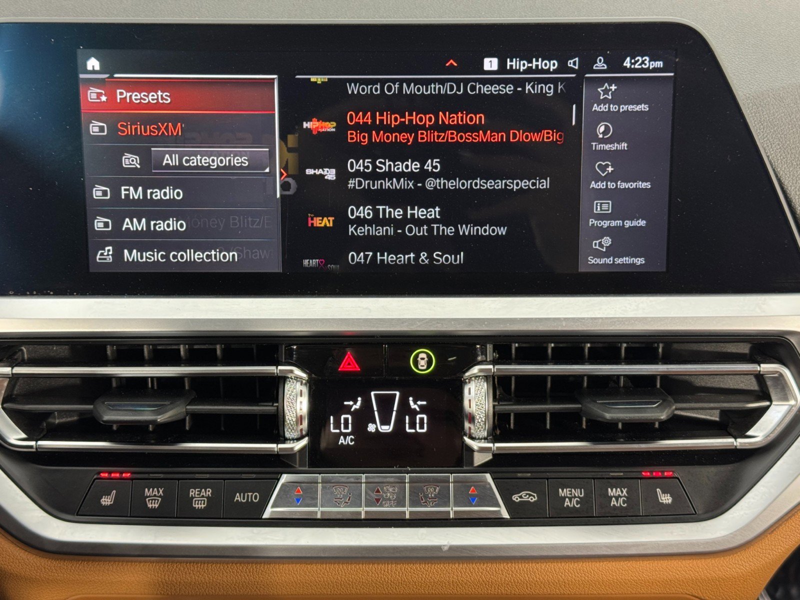 Used 2020 BMW 330i xDrive Sedan w/ Premium Package image 22