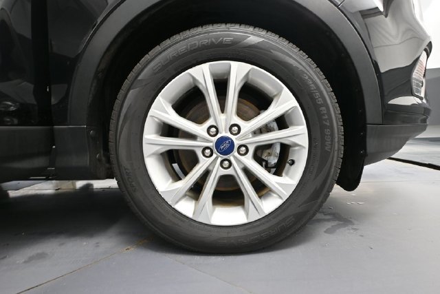 Used 2019 Ford Escape SE FWD image 11