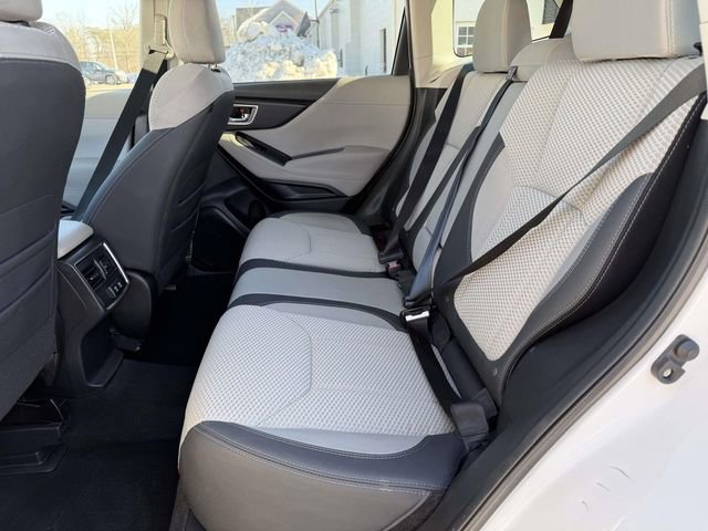 Used 2024 Subaru Forester Premium image 12